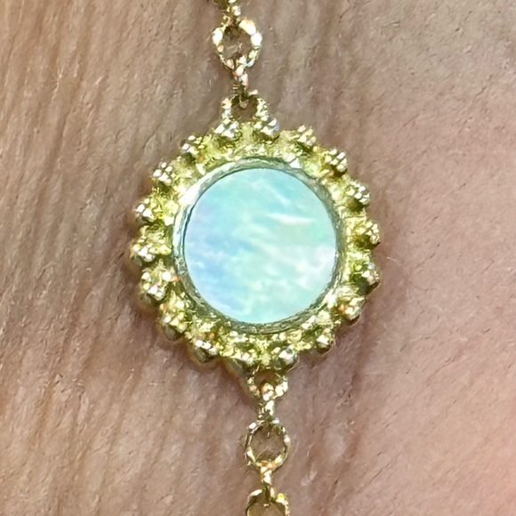 LAGOS Caviar 18K  Yellow Gold Covet Mother Of Pearl Five Station Bracelet - Picture 12 of 15